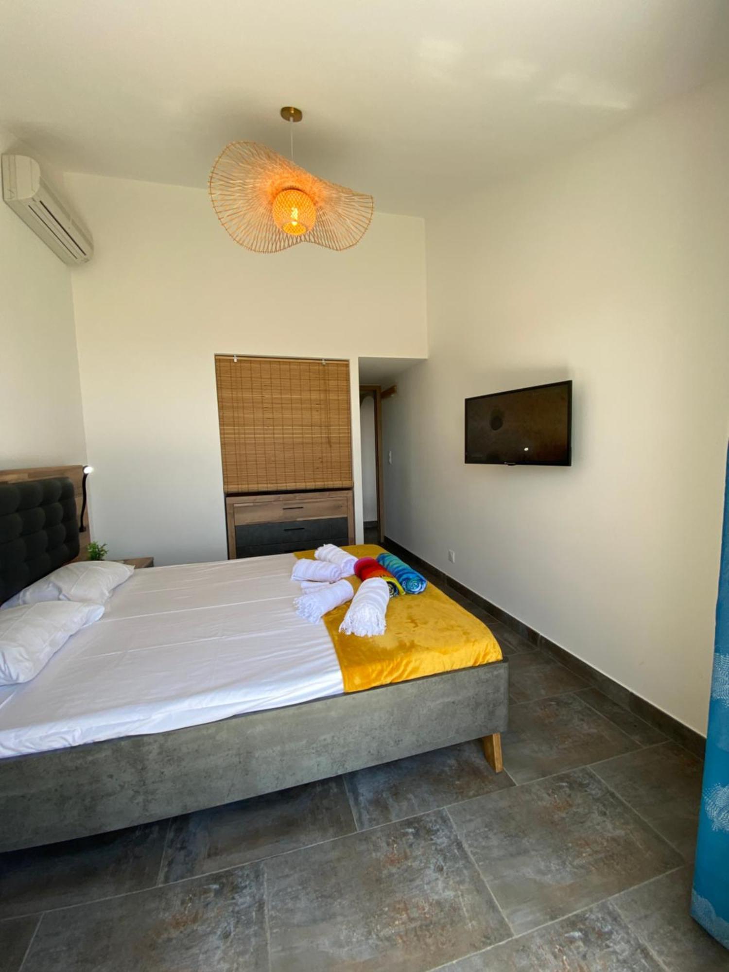 Villa Casa Totti Vue Mer Avec Piscine ปอร์โต-เวคคีโอ ภายนอก รูปภาพ